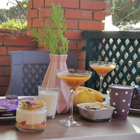 2+1 Apartm With Garden + Balcony , At Ladies Beach Кушадасъ Екстериор снимка