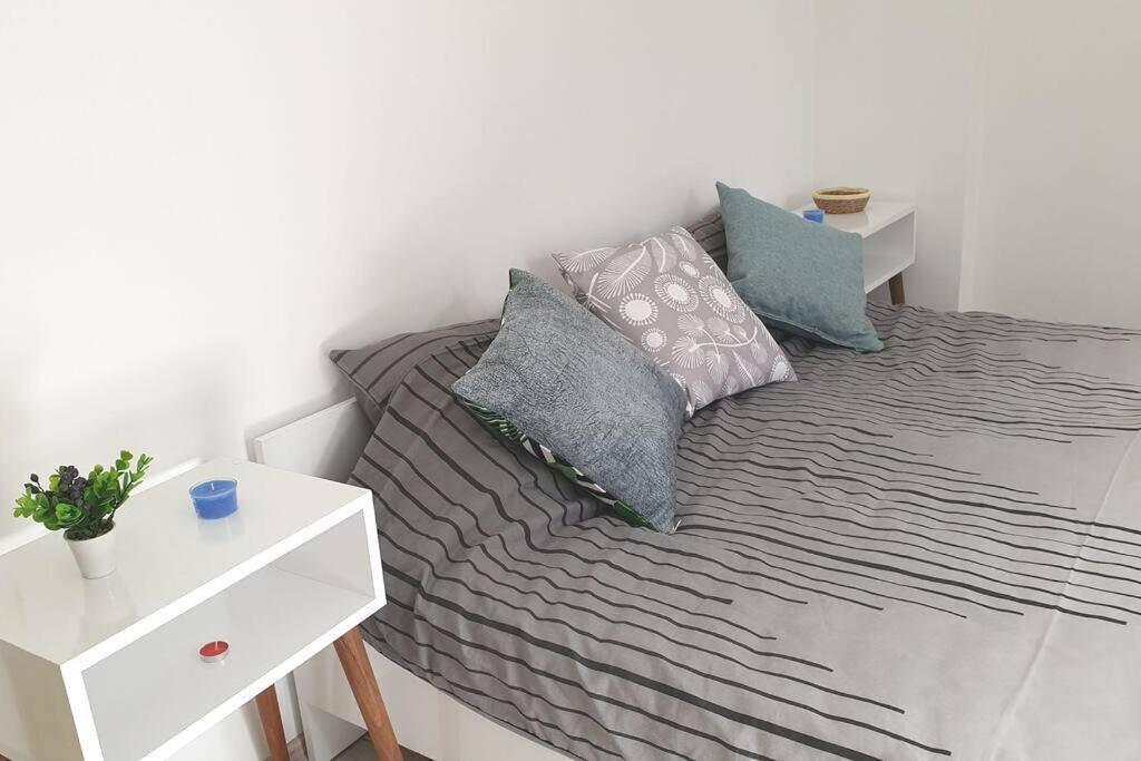 2+1 Apartm With Garden + Balcony , At Ladies Beach Кушадасъ Екстериор снимка