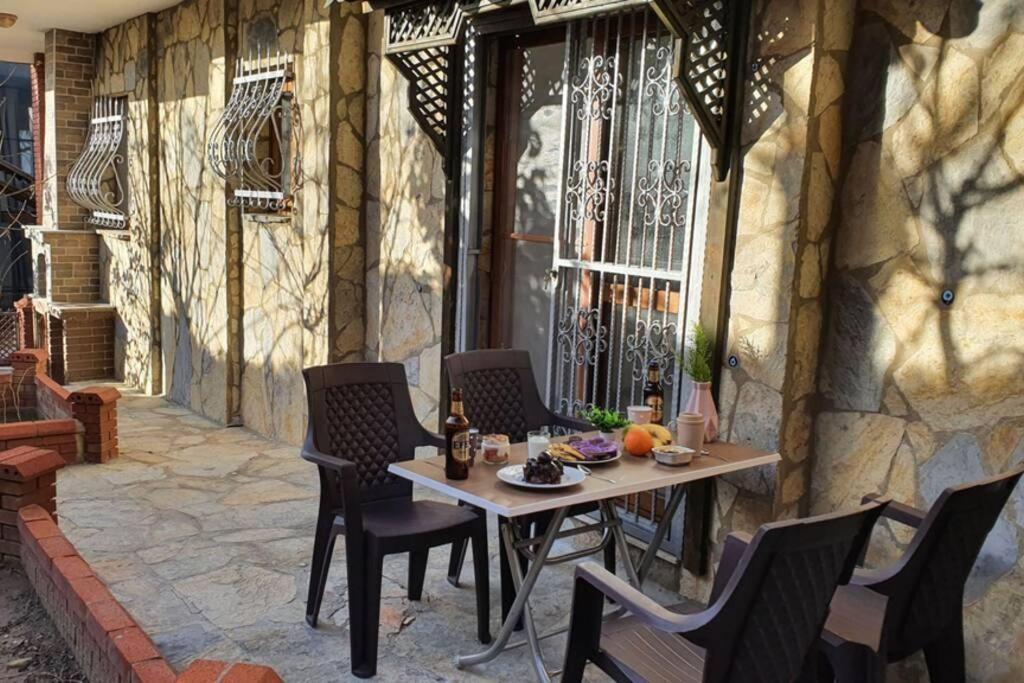 2+1 Apartm With Garden + Balcony , At Ladies Beach Кушадасъ Екстериор снимка