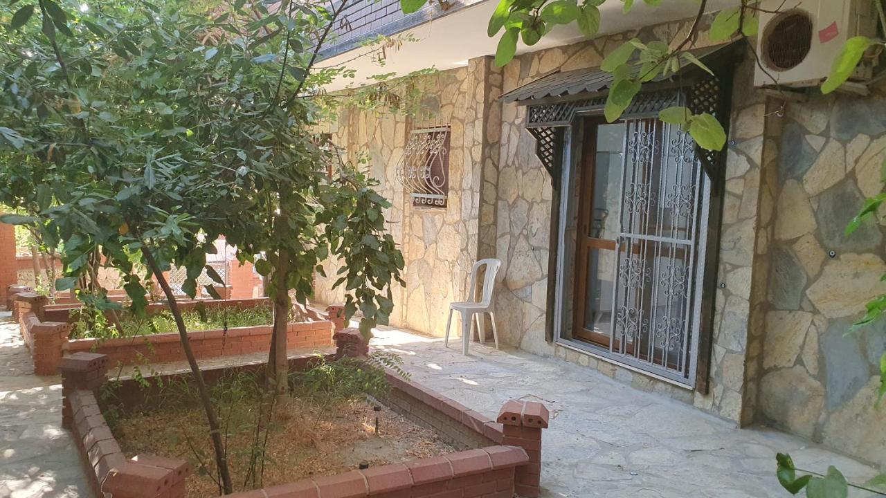 2+1 Apartm With Garden + Balcony , At Ladies Beach Кушадасъ Екстериор снимка