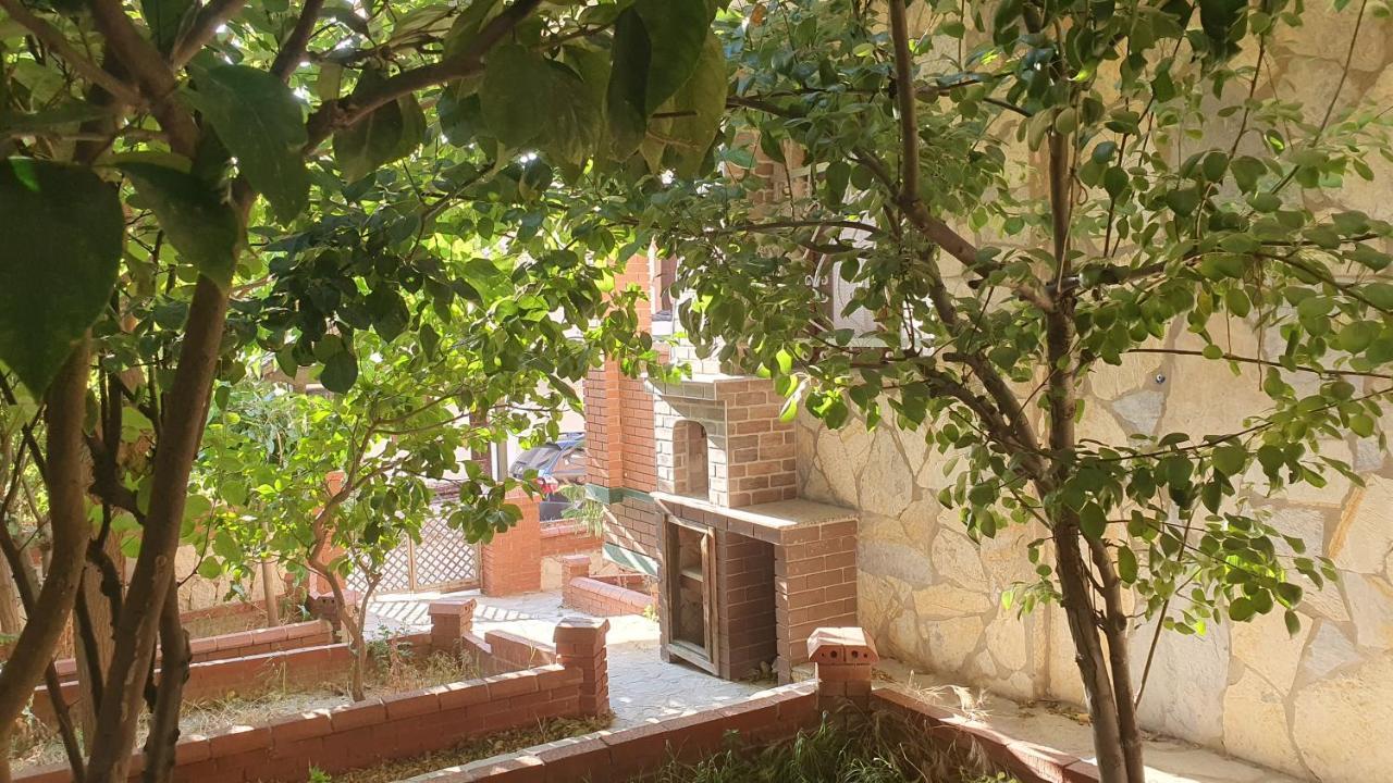 2+1 Apartm With Garden + Balcony , At Ladies Beach Кушадасъ Екстериор снимка